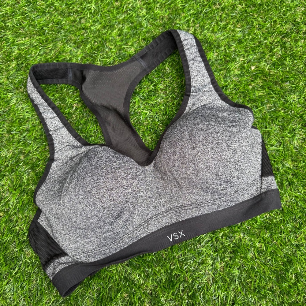 VSX Victoria Sport Gray Marl Racerback Mesh Sports Bra‎ 34B Hook Eye Closure